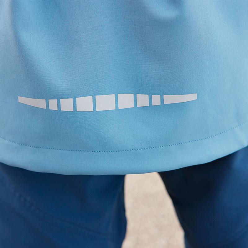 bleu-profond/bleu-acier