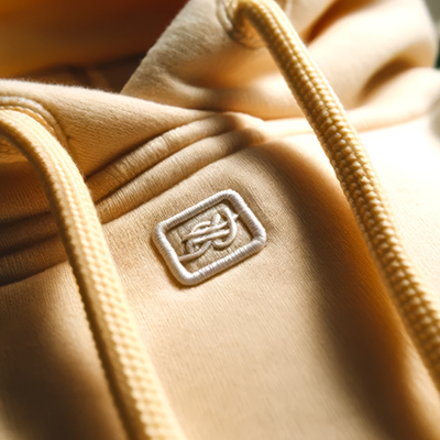 Broderie sur hoodie publicitaire