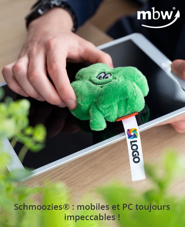 https://cybernecard.fr/catalog/peluches-goodies/schmoozies?reset-filters=1&utm_source=homepage&utm_medium=banner&utm_campaign=schmoozies_2025&utm_content=SCHMOOZIES